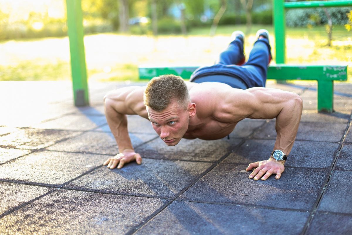 bodyweight push exercise