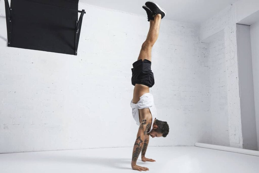 20 Best Functional Upper Body Exercises with PDF Calisthenics Shoulder Workout handstand