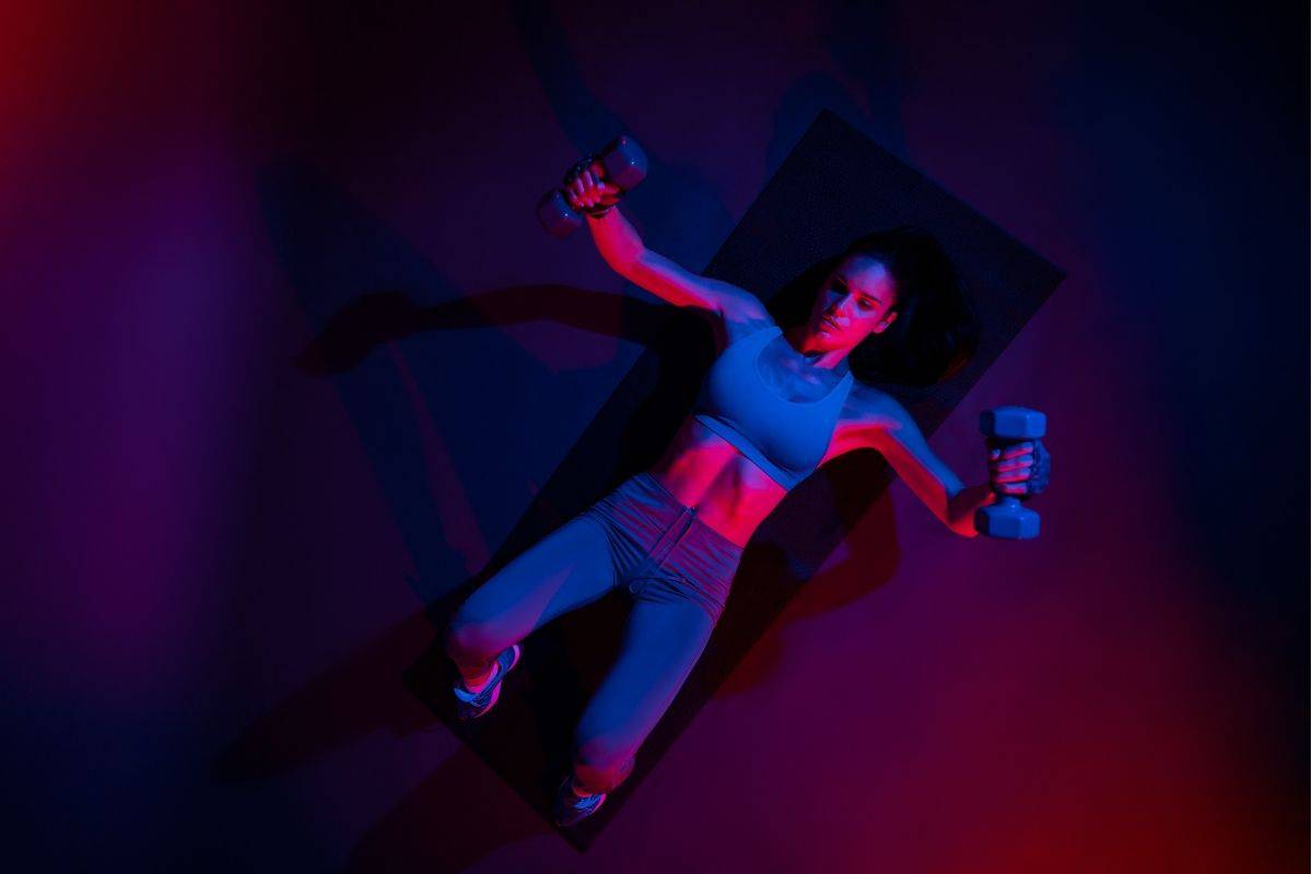 30 Best Dumbbell Exercises for Beginners to Build Muscle Dumbbell Chest fly