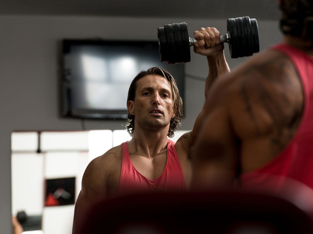 6 Best Shoulder Isolation Exercises for Building Muscle Front Raises, A Shoulder Isolation Workout