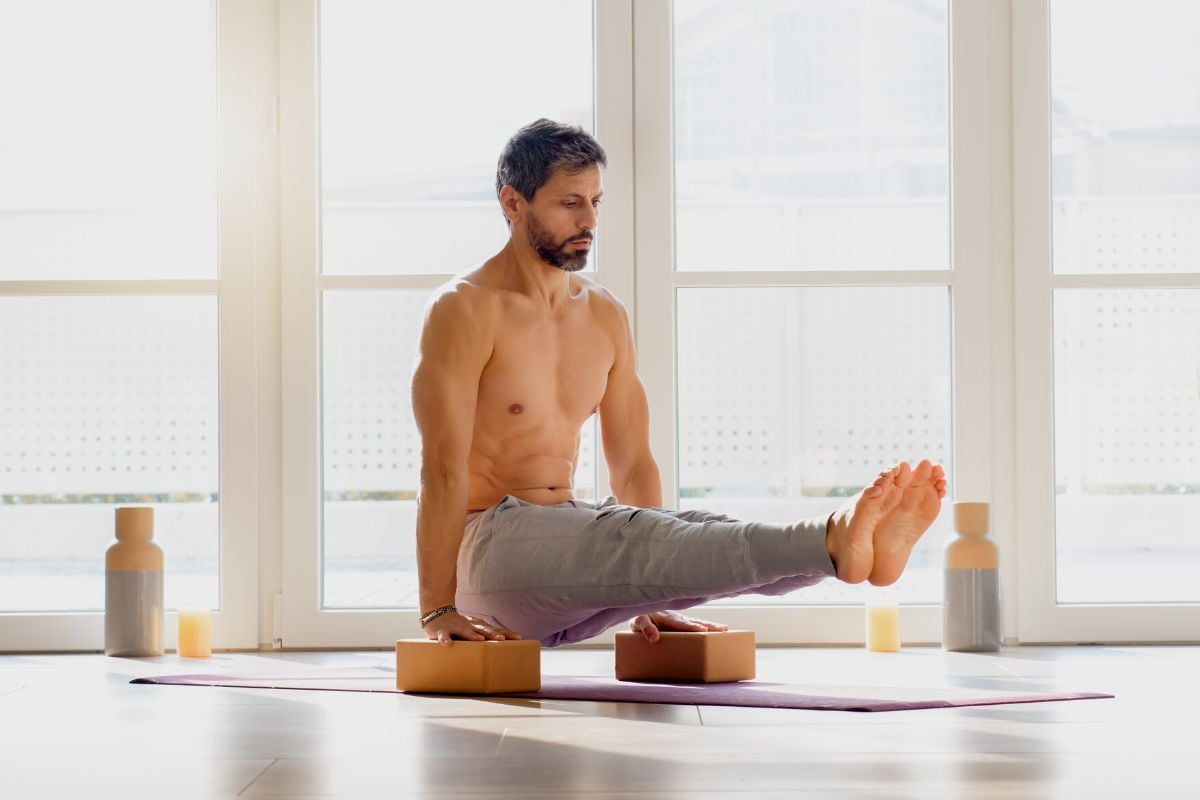 L Sit Bodyweight Tricep Workout