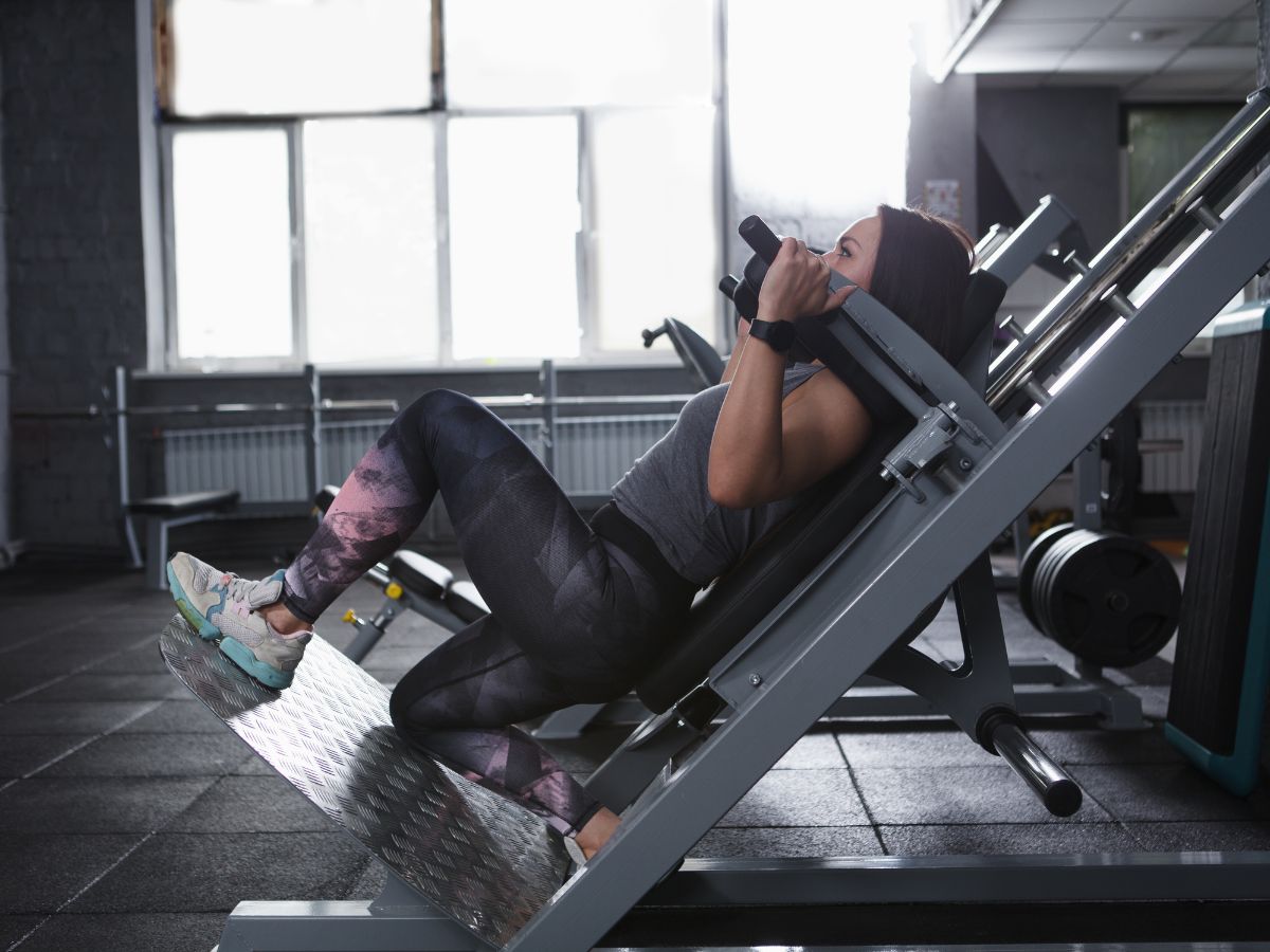 Machine Hack Squat, quad isolated workout to build strong legs