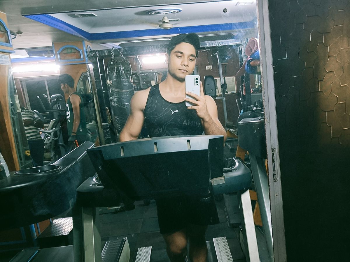 The Ultimate Treadmill Running Plan with PDF Murshid Akram on Treadmill