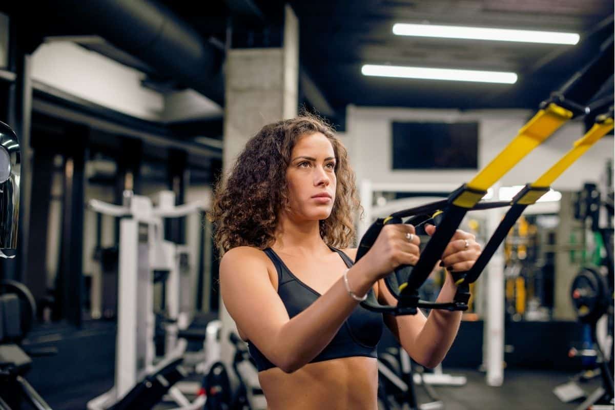 TRX row exercise for the back muscles